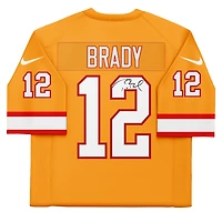 Maillot Nike orange rétro Vapor F.U.S.E. dédicacé par Tom Brady des Buccaneers de Tampa Bay