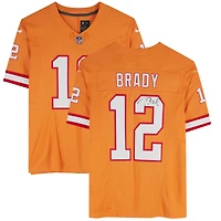 Maillot Nike orange rétro Vapor F.U.S.E. dédicacé par Tom Brady des Buccaneers de Tampa Bay