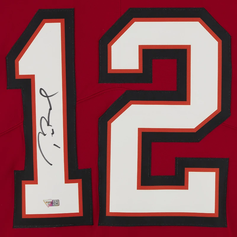 Maillot Nike rouge dédicacé par Tom Brady des Tampa Bay Buccaneers pour le Super Bowl LV Champions