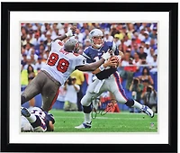 Warren Sapp Tampa Bay Buccaneers Autographed 16" x 20" Sack vs. New England Patriots Photograph