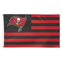 Drapeau de luxe WinCraft Tampa Bay Buccaneers 90 x 150 cm, style américain étoiles et rayures