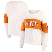 T-shirt à manches longues Fanatics Cream Tampa Bay Buccaneers Antique Block pour femmes
