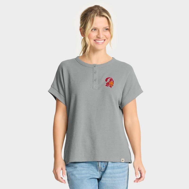 T-shirt Henley surdimensionné haut de gamme Fanatics Heather Grey Tampa Bay Buccaneers pour femmes