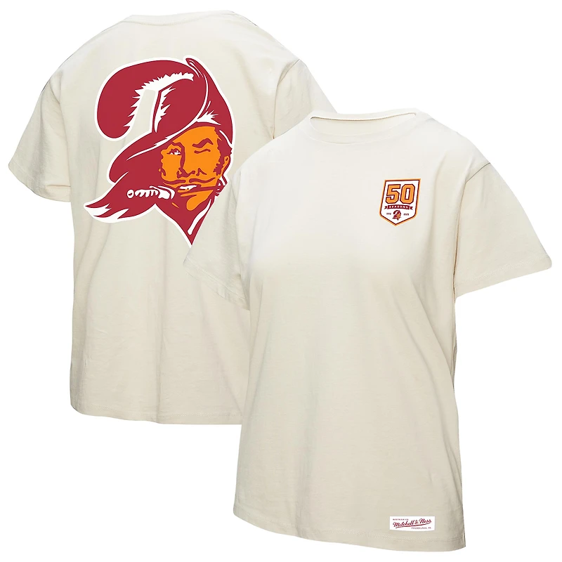 T-shirt boyfriend surdimensionné pour femme Mitchell & Ness crème des Tampa Bay Buccaneers, saison 50, style pirate