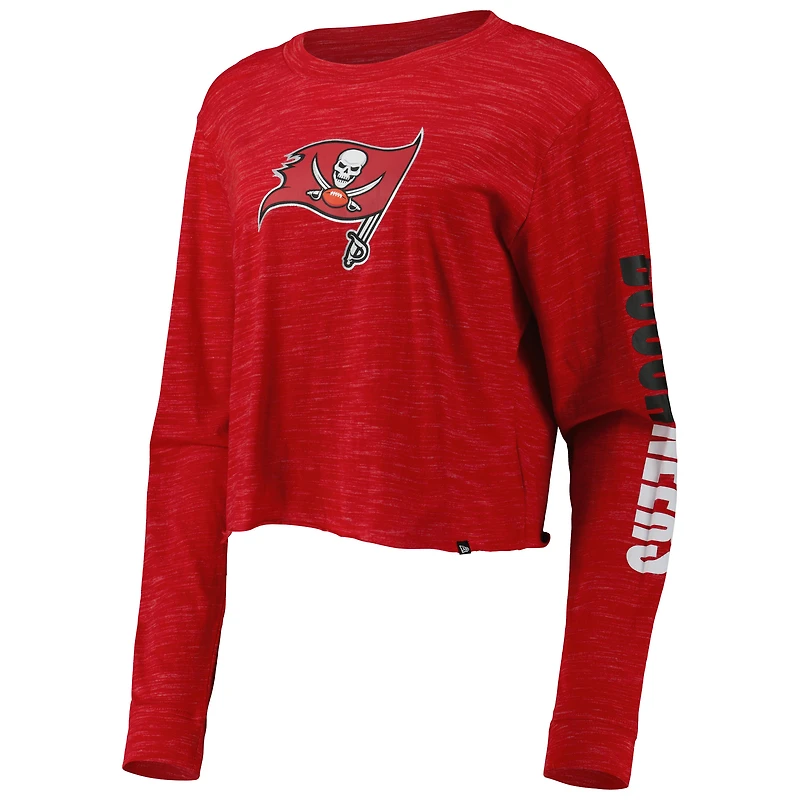 T-shirt court rouge à manches longues Tampa Bay Buccaneers New Era pour femme