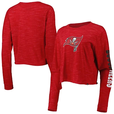 T-shirt court rouge à manches longues Tampa Bay Buccaneers New Era pour femme