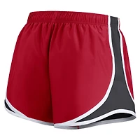Short Nike rouge Tampa Bay Buccaneers Tempo pour femme