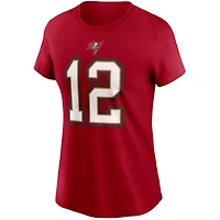 T-shirt Nike Tom Brady rouge avec nom et numéro des Buccaneers de Tampa Bay pour femmes