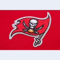 Débardeur court Pro Standard rouge Tampa Bay Buccaneers Ombre Wordmark Classic pour femme