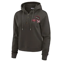 Pull à capuche gaufré en étain des Buccaneers de Tampa Bay pour femme WEAR by Erin Andrews