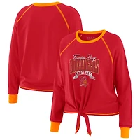 Haut à manches longues noué sur le devant rouge/orange Tampa Bay Buccaneers pour femme WEAR by Erin Andrews, grande taille