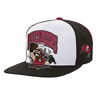 Casquette snapback Mitchell & Ness blanche pour enfant, mascotte de l'équipe des Buccaneers de Tampa Bay