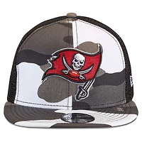 Youth New Era Camo/Black Tampa Bay Buccaneers Trucker 9FIFTY Snapback Hat