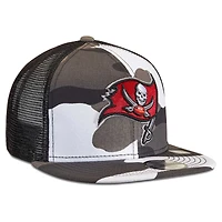 Youth New Era Camo/Black Tampa Bay Buccaneers Trucker 9FIFTY Snapback Hat