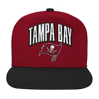 Youth Outerstuff  Red Tampa Bay Buccaneers Essentials Snapback Hat