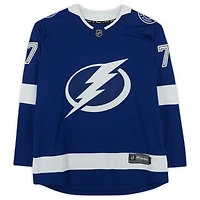 Maillot Breakaway bleu autographié par Haydn Fleury du Lightning de Tampa Bay
