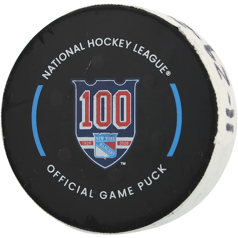 Rondelle de but utilisée par Jake Guentzel, joueur du Lightning de Tampa Bay, lors du match contre les Rangers de New York le 29 novembre 2025