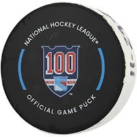 Rondelle de but utilisée par Jake Guentzel, joueur du Lightning de Tampa Bay, lors du match contre les Rangers de New York le 29 novembre 2025