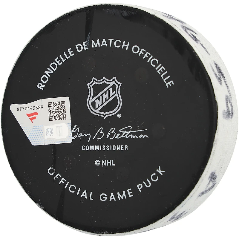 Rondelle de but utilisée par Jake Guentzel, joueur du Lightning de Tampa Bay, lors du match contre les Rangers de New York le 29 novembre 2025