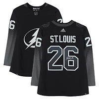 Maillot noir alternatif autographié de Martin St. Louis, Lightning de Tampa Bay, adidas