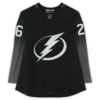 Maillot noir alternatif adidas autographié par Martin St. Louis (Tampa Bay Lightning) avec plusieurs inscriptions