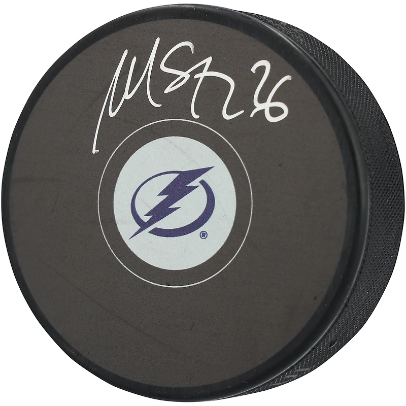 Rondelle de hockey autographiée par Martin St. Louis, joueur du Lightning de Tampa Bay