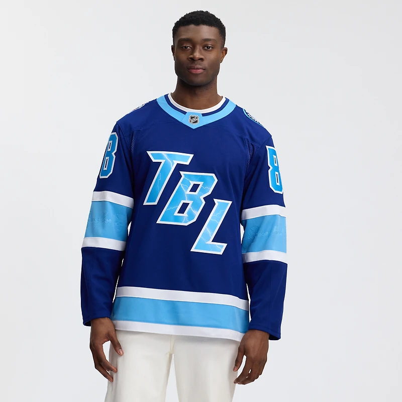 Maillot premium Fanatics Andrei Vasilevskiy bleu Tampa Bay Lightning 2026 NHL Stadium Series pour homme