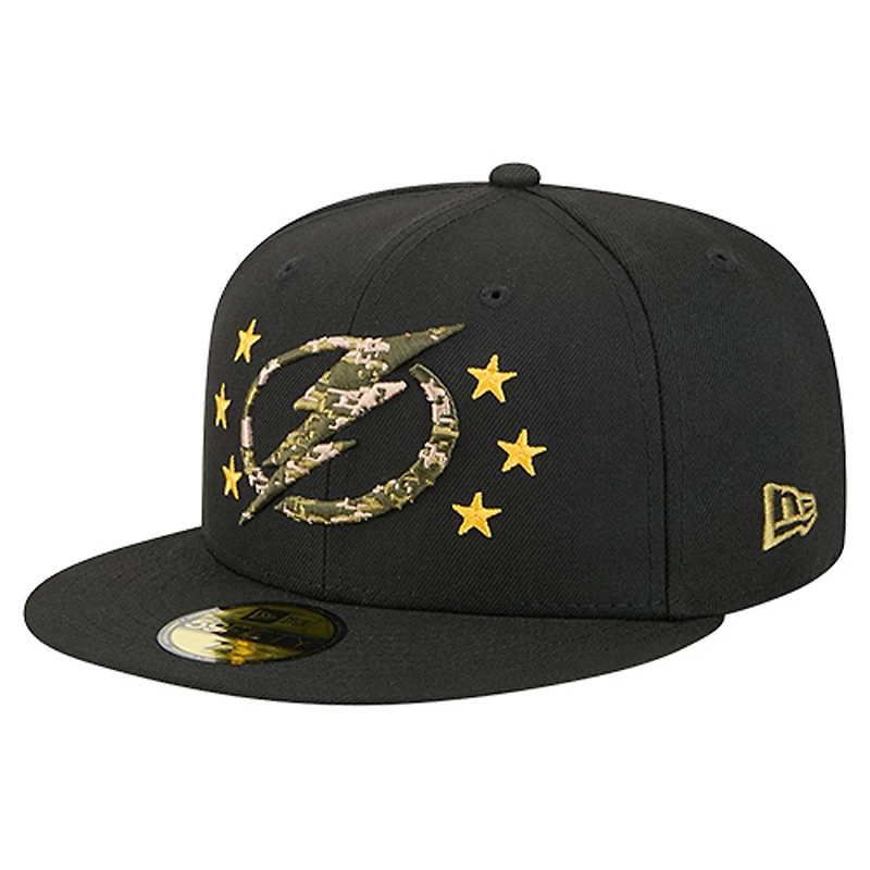 Casquette ajustée 59FIFTY noire New Era Tampa Bay Lightning Military Appreciation Digital Camo Stars pour homme