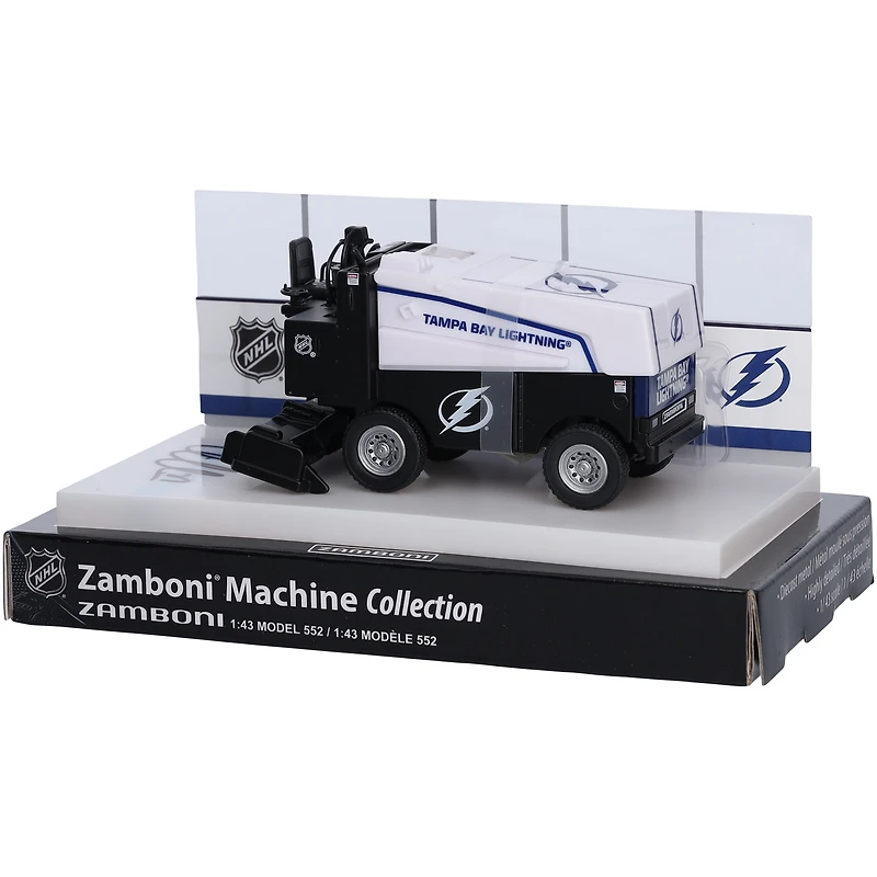 Zamboni moulée sous pression autographiée à l'échelle 1:43 de Victor Hedman par Tampa Bay Lightning