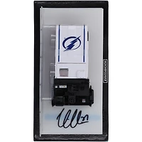 Zamboni moulée sous pression autographiée à l'échelle 1:43 de Victor Hedman par Tampa Bay Lightning