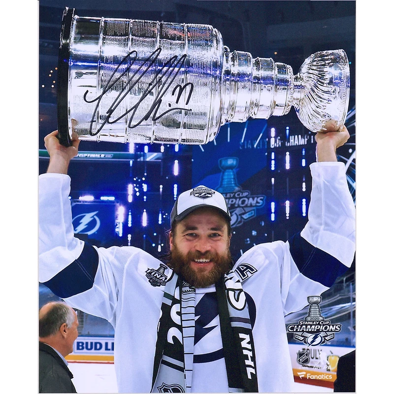 Victor Hedman Tampa Bay Lightning Autographed 8" x 10" 2020 Stanley Cup Champions Raising Cup Photograph