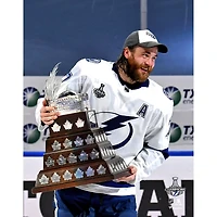 Victor Hedman, champion de la Coupe Stanley 2020 non signé du Lightning Tampa Bay, Raising Conn Smythe
