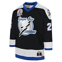 Maillot de joueur ligne bleue Mitchell & Ness Martin St. Louis noir Tampa Bay Lightning 2003 pour jeunes