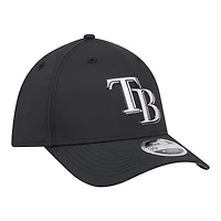 Men's New Era  Black Tampa Bay Rays Metallic 39THIRTY M-Crown Flex Hat