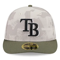 Casquette ajustée 59FIFTY basse pour homme New Era beige clair/olive Tampa Bay Rays 2025 Armed Forces Day