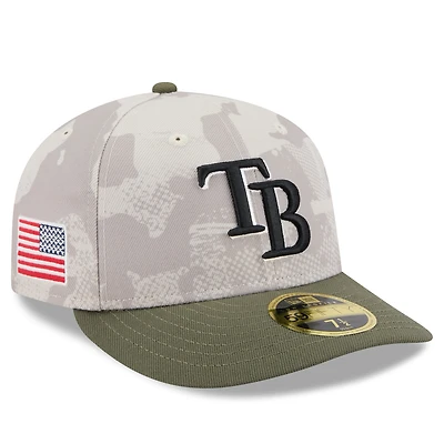 Casquette ajustée 59FIFTY basse pour homme New Era beige clair/olive Tampa Bay Rays 2025 Armed Forces Day