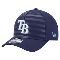 Casquette ajustable New Era 9FORTY M-Crown A-Frame bleu marine pour homme, motif drapeau américain des Rays de Tampa Bay