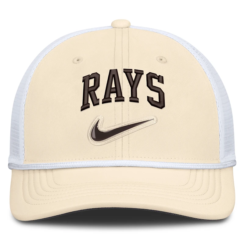 Casquette trucker ajustable Nike Tampa Bay Rays Rise Dri-FIT pour homme, coloris naturel/blanc.