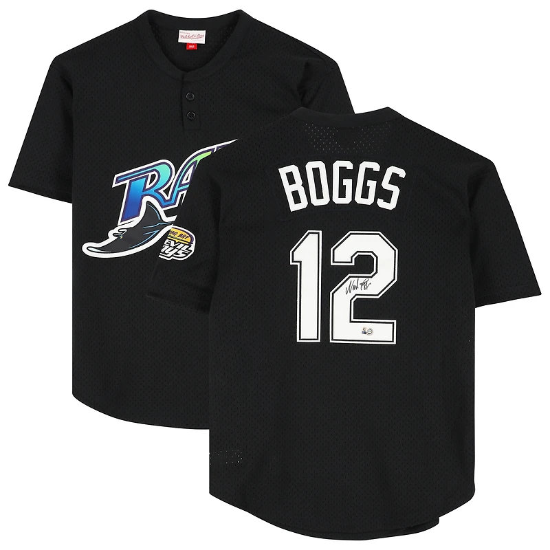 Pull d'entraînement au bâton Mitchell & Ness noir autographié par Wade Boggs des Tampa Bay Rays, maillot authentique