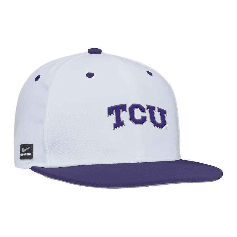 Casquette de baseball Nike blanche pour homme TCU Horned Frogs On-Field Performance