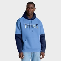 Sweat à capuche bleu clair Fanatics pour homme avec logo casque des Titans du Tennessee