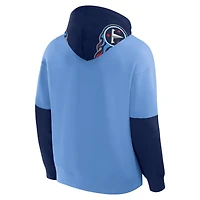 Sweat à capuche bleu clair Fanatics pour homme avec logo casque des Titans du Tennessee