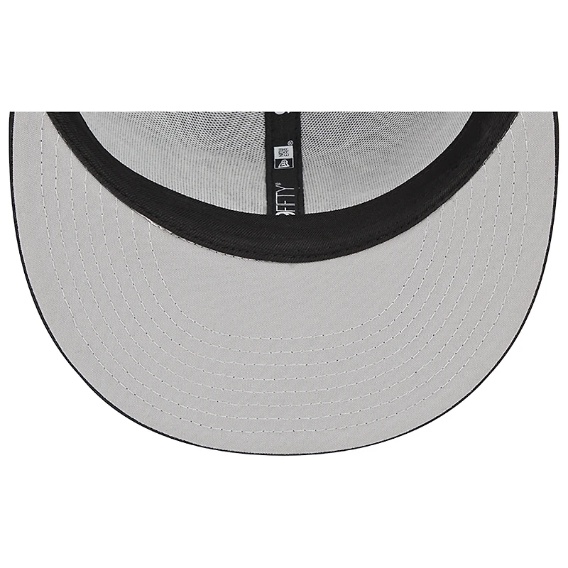 Men's New Era Black Tennessee Titans Main Trucker 9FIFTY Snapback Hat Main Trucker 9FIFTY Snapback Hat