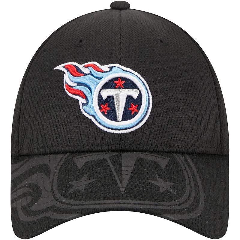 Casquette réglable 9FORTY à visière supérieure noire Tennessee Titans New Era pour hommes