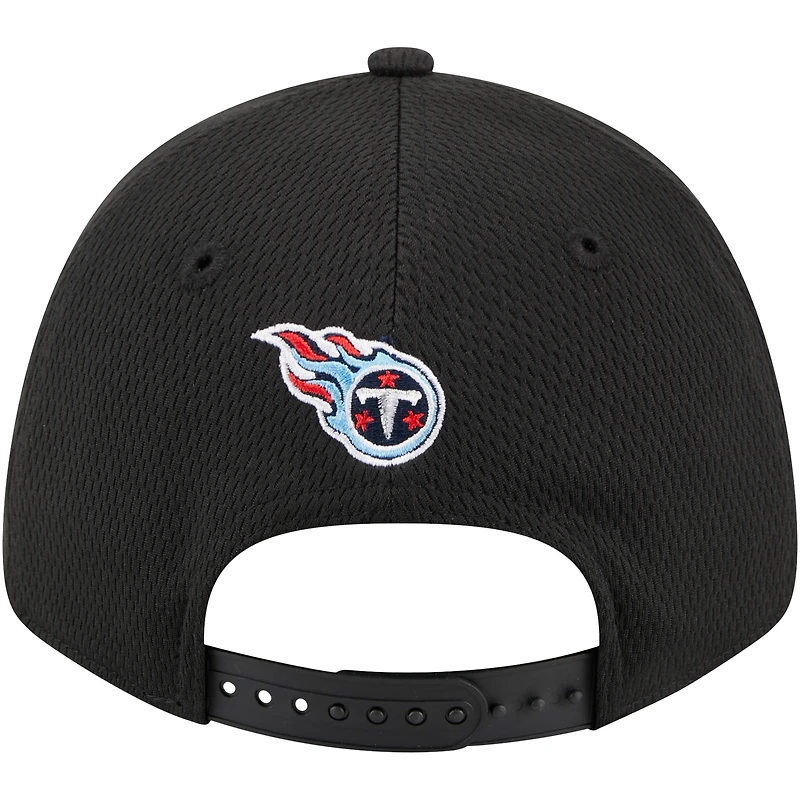 Casquette réglable 9FORTY à visière supérieure noire Tennessee Titans New Era pour hommes