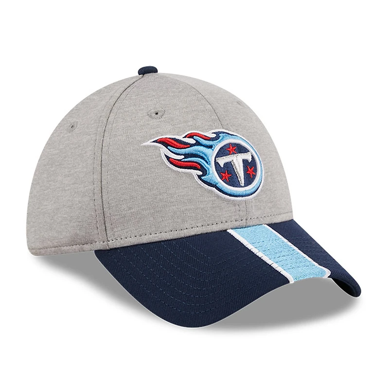 Casquette flexible 39THIRTY rayée Tennessee Titans New Era pour hommes, gris chiné/marine