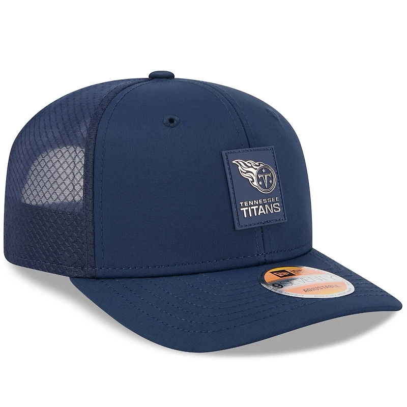 Men's New Era Navy Tennessee Titans 2025 Sideline  9SEVENTY Trucker Adjustable Hat