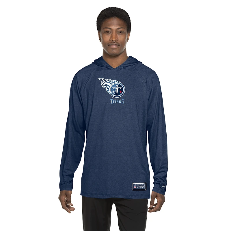 Sweat à capuche fonctionnel New Era bleu marine Tennessee Titans pour homme