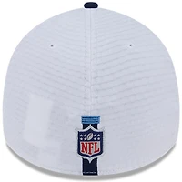 Casquette flexible 39THIRTY New Era pour hommes, Tennessee Titans 2024 NFL Training Camp, blanc/bleu marine