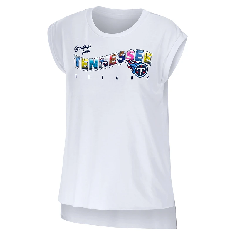 Women's WEAR by Erin Andrews T-shirt blanc Tennessee Titans Greetings From Muscle